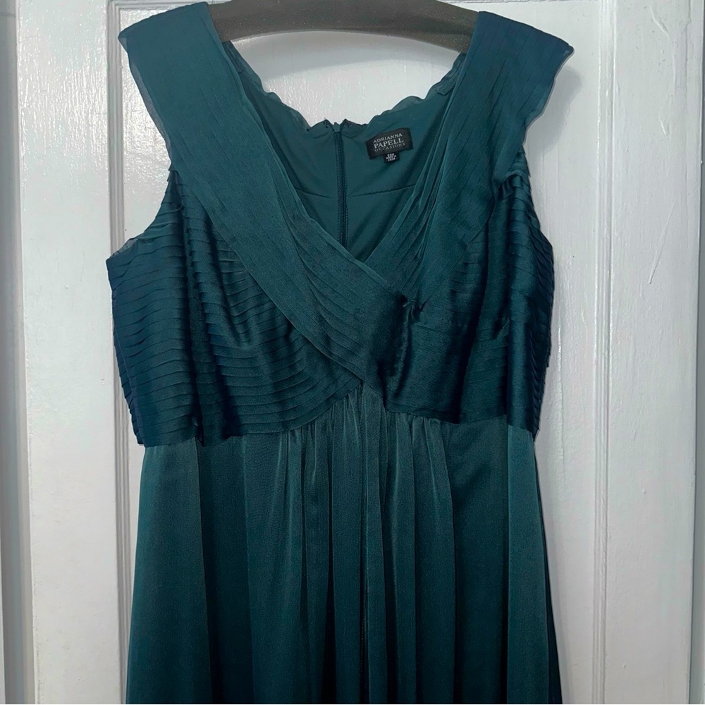 Adrianna Papell occasions chiffon dress. Size 22w. Worn once, with chiffon shawl
